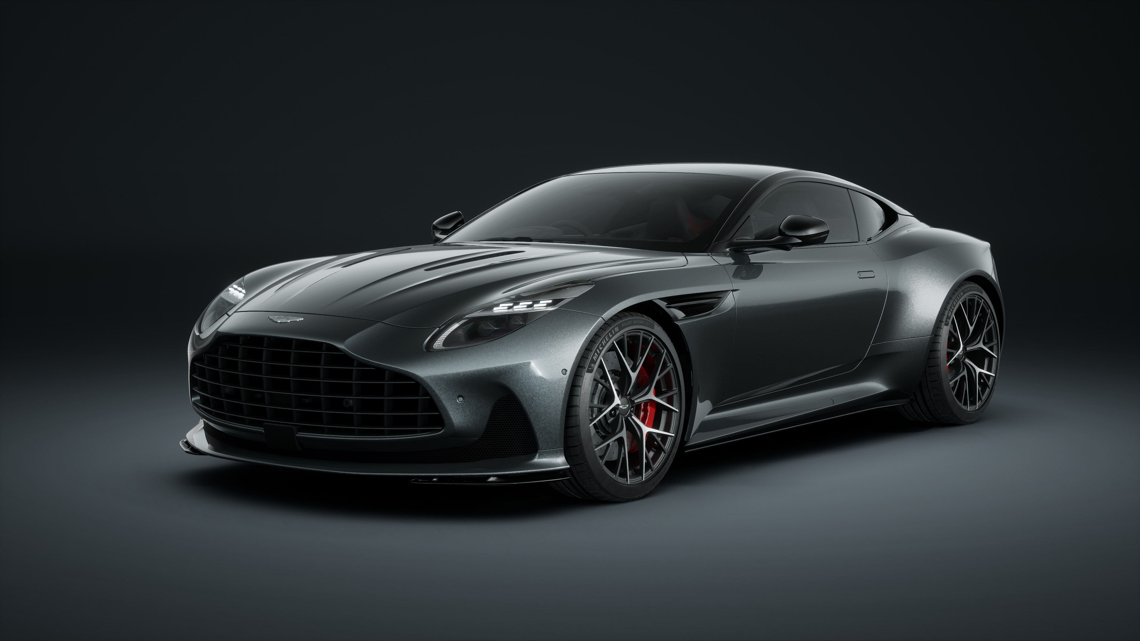 Aston Martin DB12