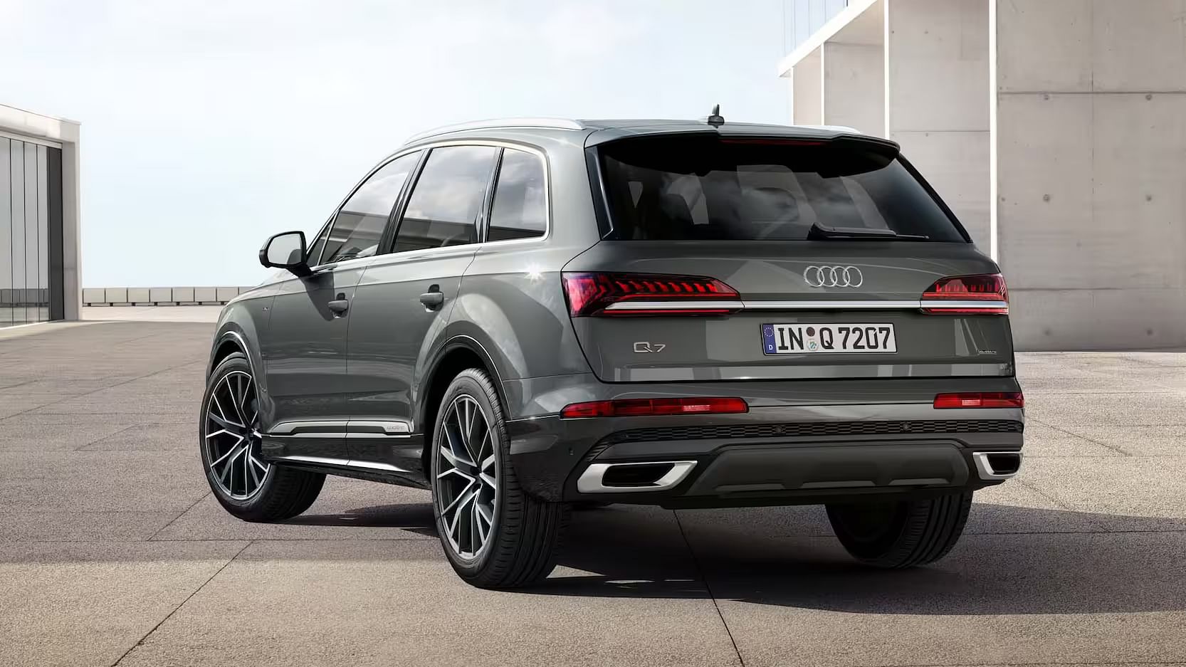Q7