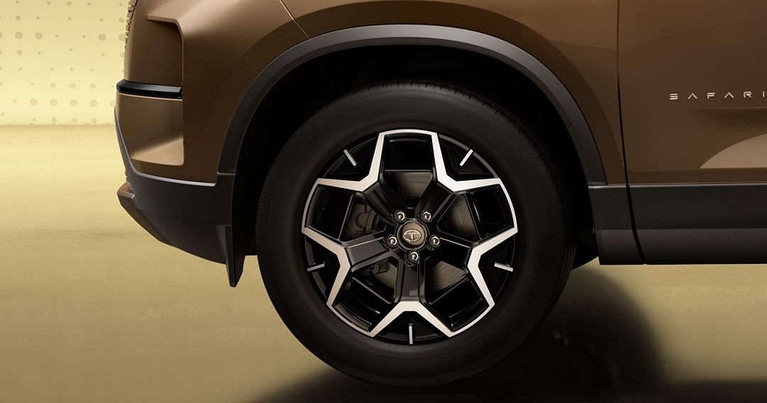 Tata Safari