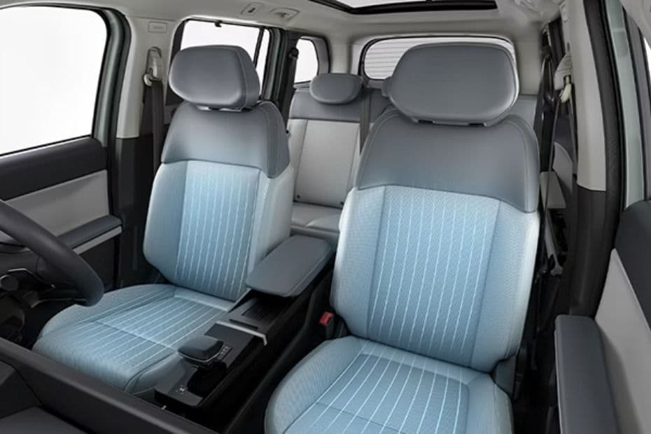 Sierra EV front seats with airflow visualization through the seat cushions