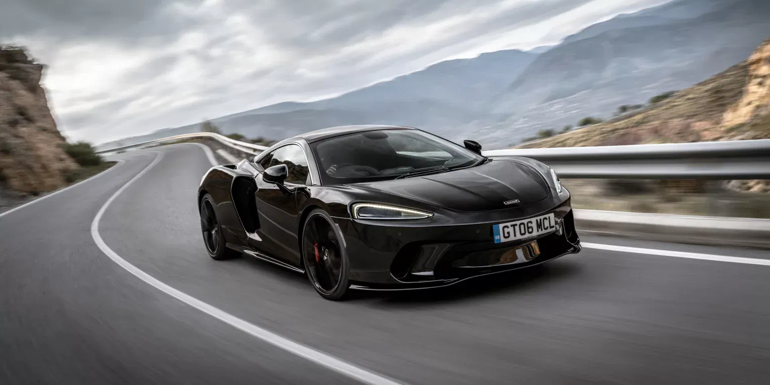 McLaren GT
