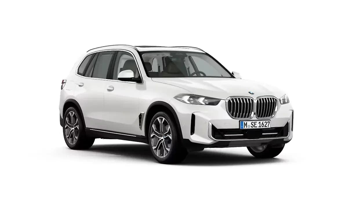 BMW X5 in Mineral White Metallic