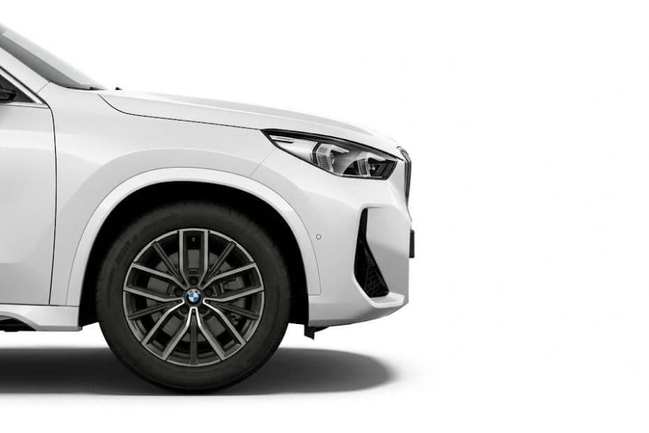 BMW iX1 LWB