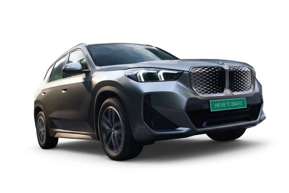 BMW iX1 LWB