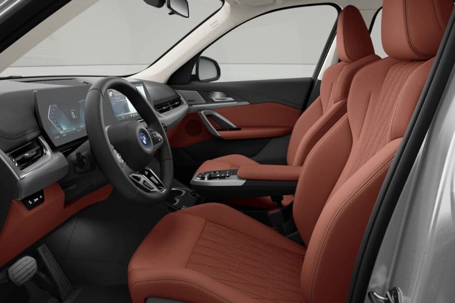 BMW iX1 LWB