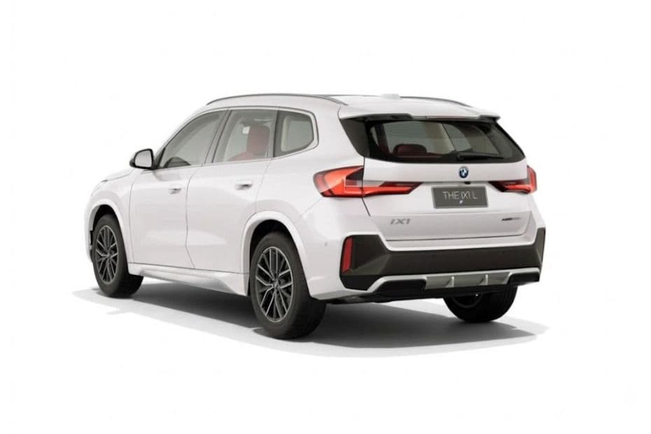 BMW iX1 LWB