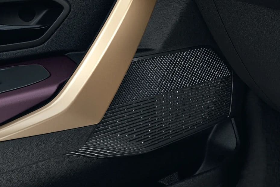 Nissan Tekton