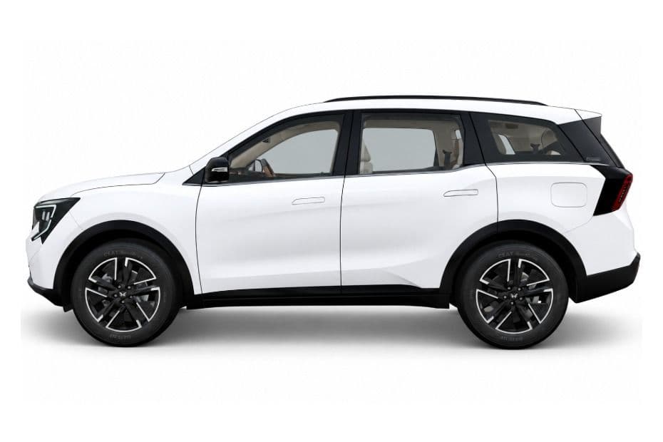 Mahindra XUV 7XO