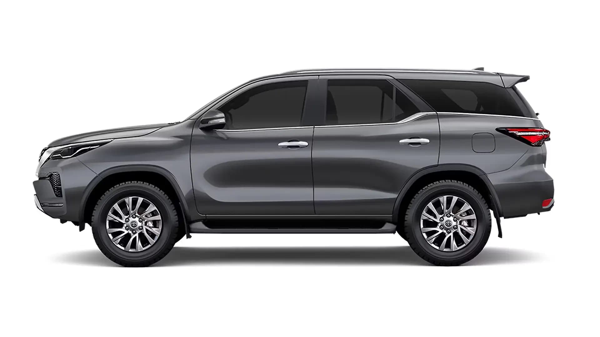 Toyota Fortuner in Sparkling Black Crystal Shine