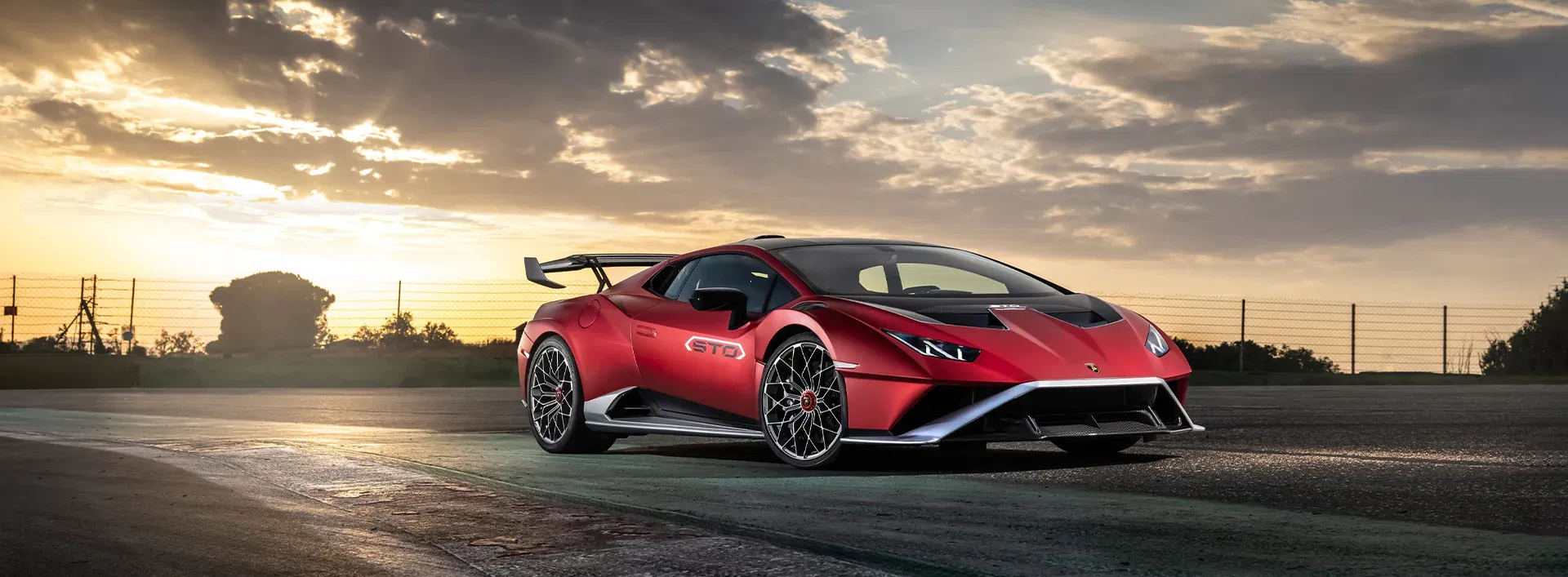 Huracan STO